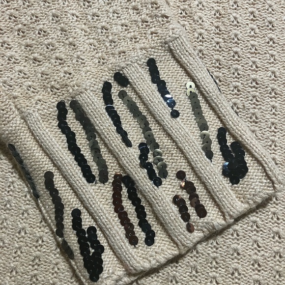 Cardigan - Picture 6 of 9